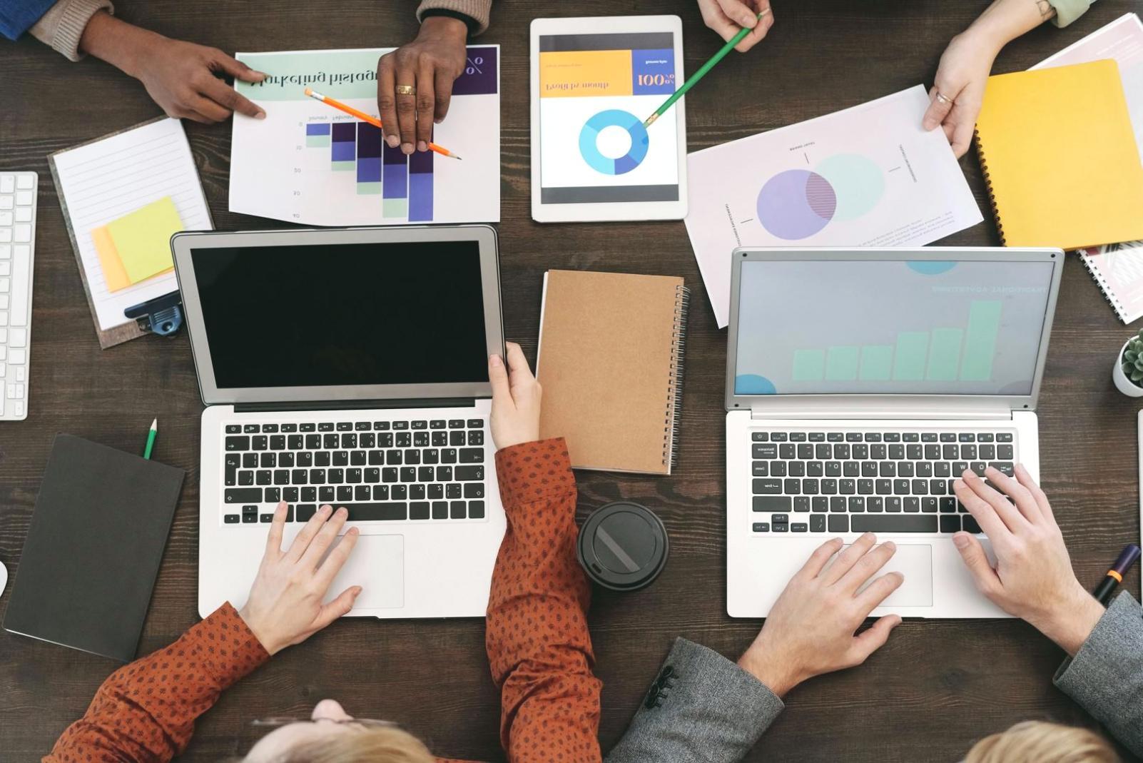 Beispiele erfolgreicher Traffic-Strategien aus verschiedenen Branchen